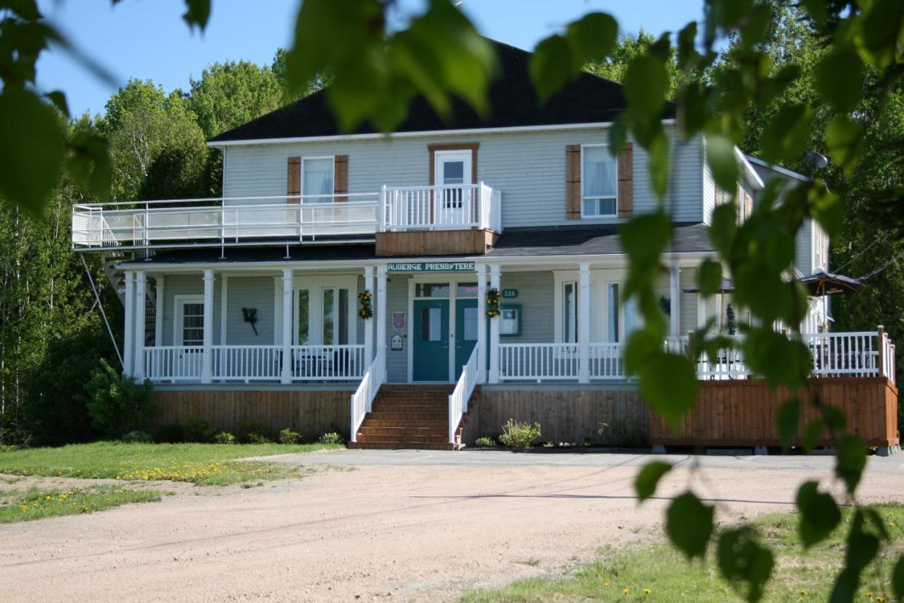 Auberge Presbytere Mont Lac-Vert Hébertville Exterior photo